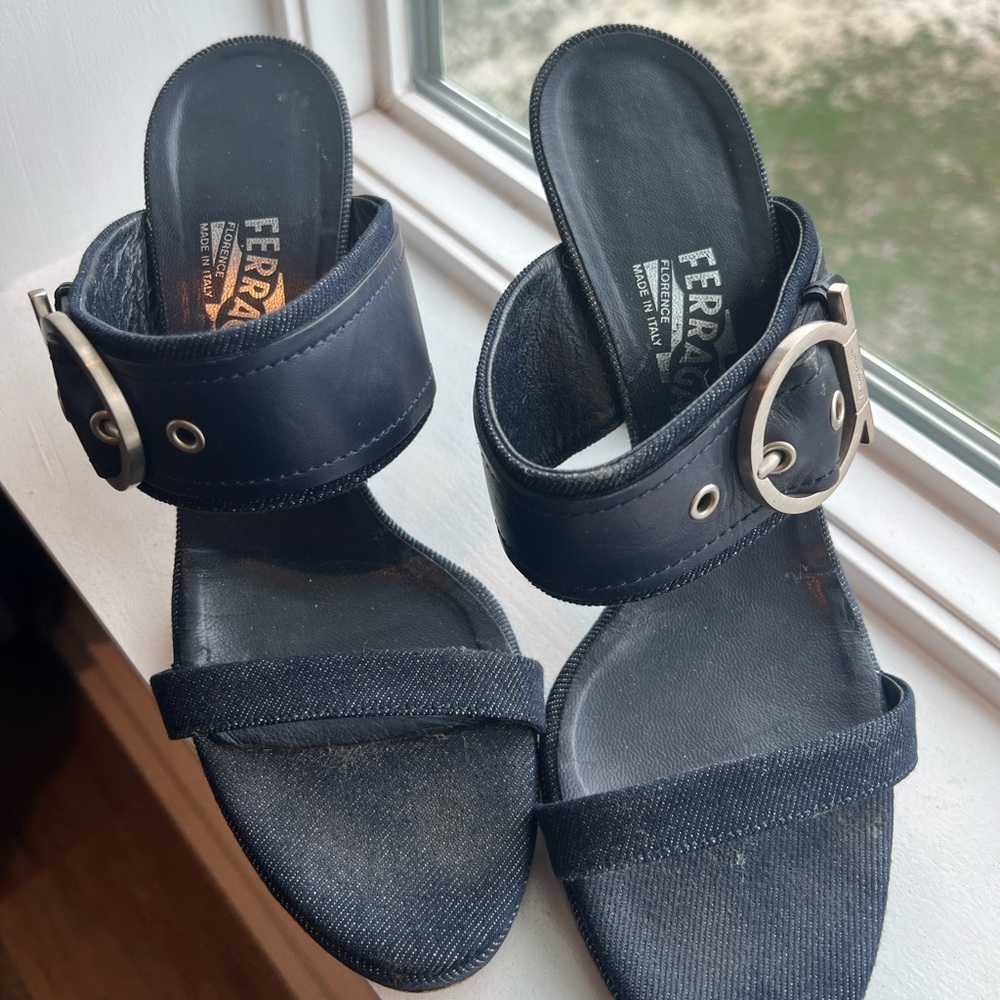Ferragamo slides size 9